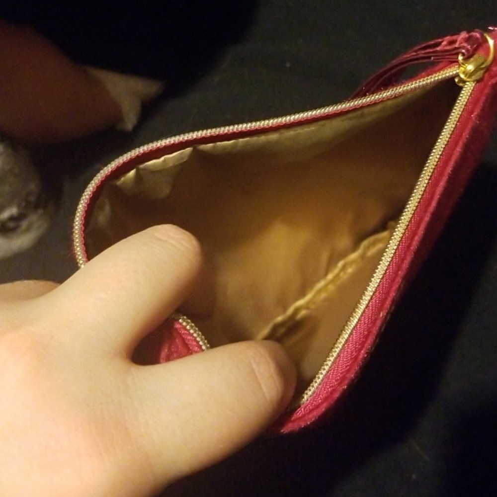 Ipsy bag - Picture 2 of 3
